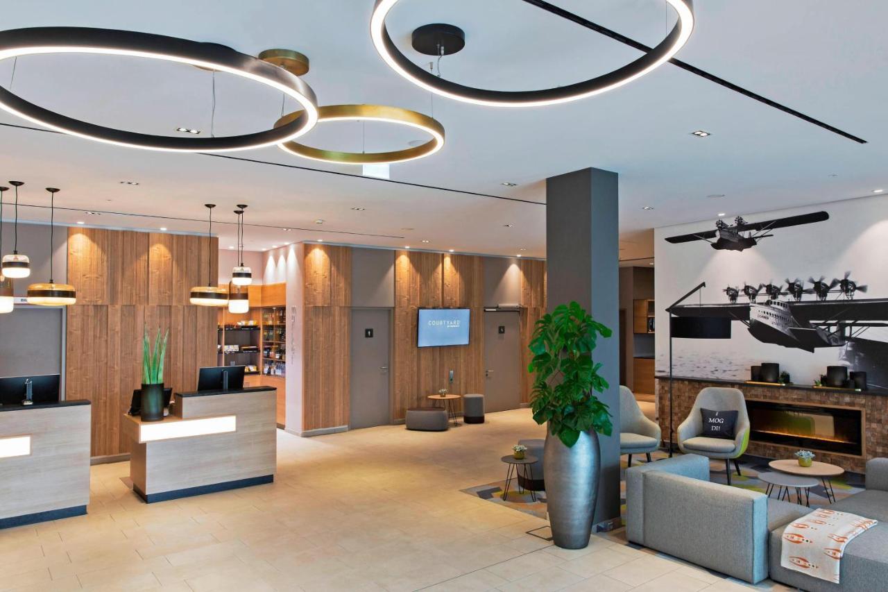 Courtyard By Marriott Oberpfaffenhofen Munich South Otel Gilching Dış mekan fotoğraf